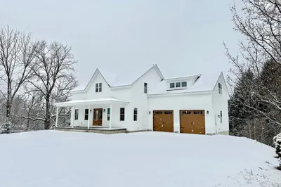 102 Bald Mountain Rd 1