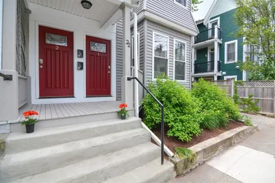 22 Lake Street 1