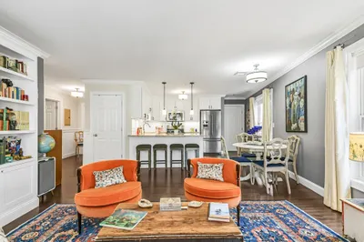 104 Main St #2 1