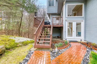 33 America Blvd #33 1