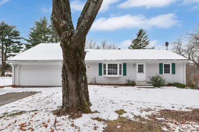 279 S Longyard Rd