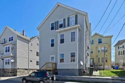 48 Rocliffe St