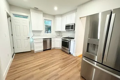 147 East Cottage St ##2 1