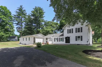 49 Willowdale Rd 1