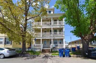 99 Bates St 1