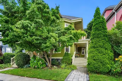 39 Waldeck Street #1