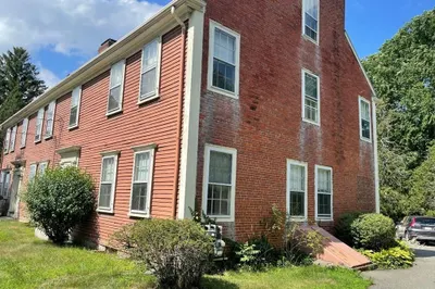 329 Bedford St #329