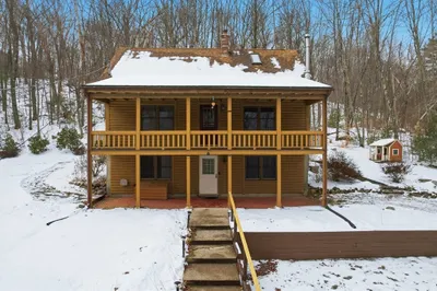 179 Bumstead Rd 1