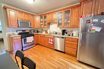 19 Revere St #5