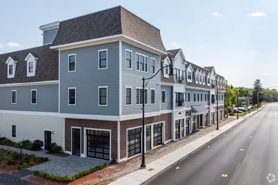 12 Pond St #204 1