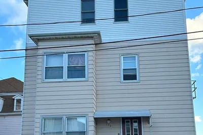 172 Morgan St #2S 1