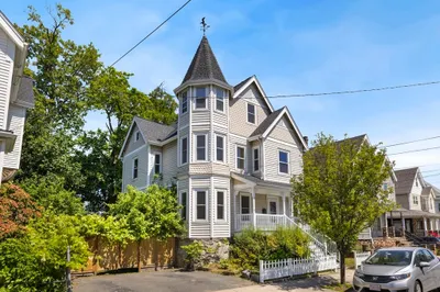 22 Clayton St 1