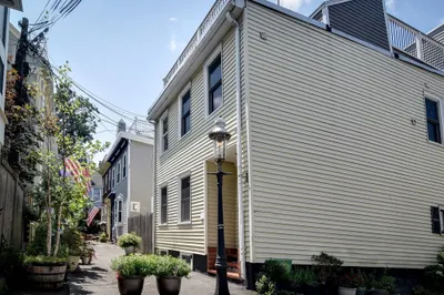 3 Lexington Avenue 1