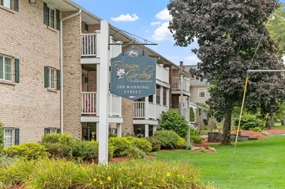 200 Manning St #7A 1