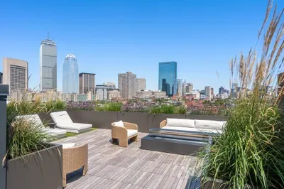 566 Columbus Ave #404