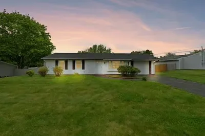 59 Hopkins Rd