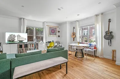 81 Westminster Ave #C