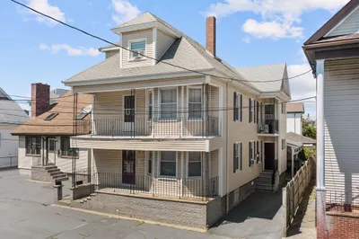 89 Sagamore St 1