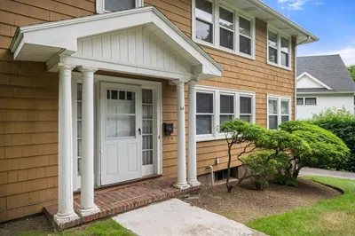 14 Winchester Rd #14