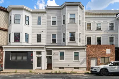 139 Chelsea St