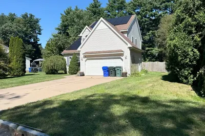 28 Cara Ln 1
