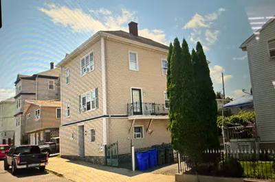 291 Tuttle Street 1