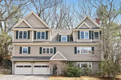 12 Wincrest Drive 1