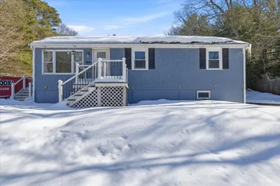 944 Long Pond Rd