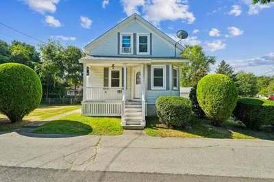 115 Mellen Ave