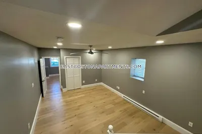 43-43a Cottage #1