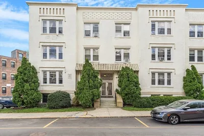 6 Radcliffe Rd #B