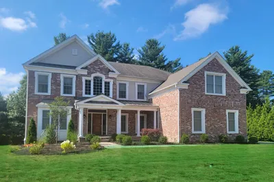 31 Lester Gray Dr 1