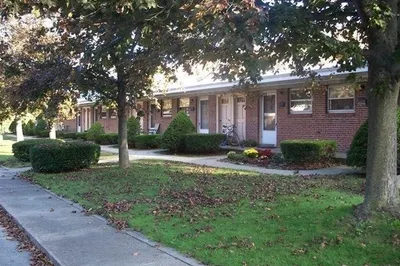 12 Alexander Ave #12