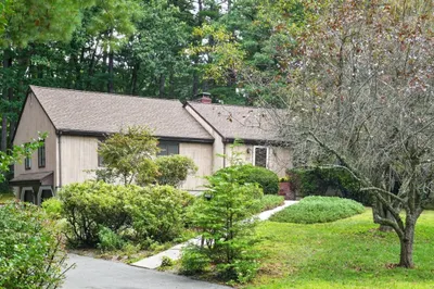 27 Algonquin Ave 1