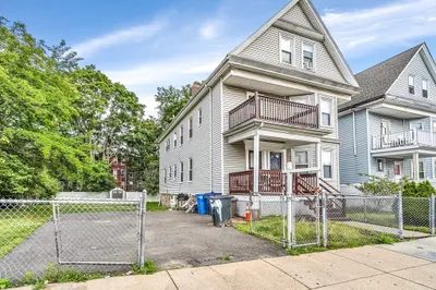 68, 70-72 Clarkson St 1