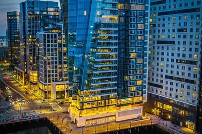 150 Seaport Blvd #19C&E