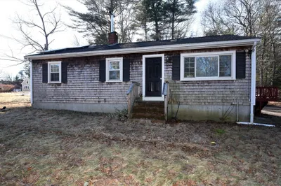 415 Center St 1