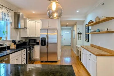 17 Lafield St #1