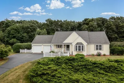 8 Ocean Pines Dr
