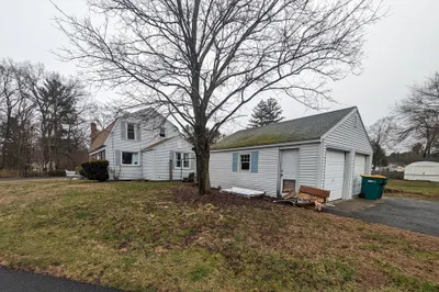 20-22 Bacon St
