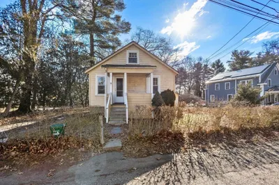 28 Birch Rd