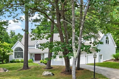 8 Larch Road 1
