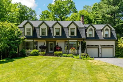 23 Bogastow Cir 1