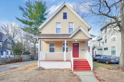 15 Vassar St 1