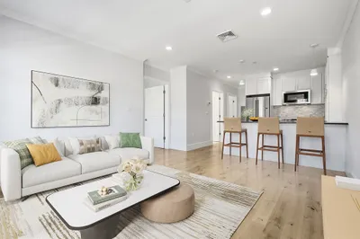 30 Polk St #208 1
