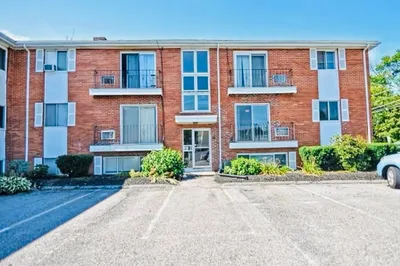 3 Endicott St #6