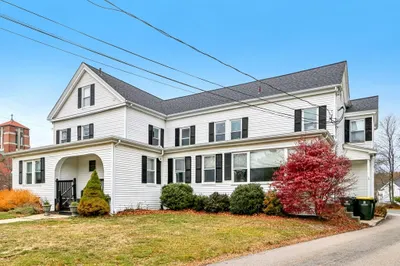14 PleAsAnt St #A