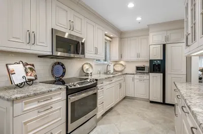 51 Landing Ln #51 1