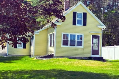 189 Middleboro Ave