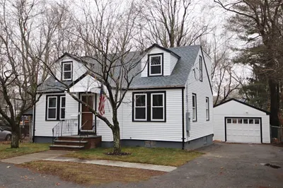 19 Davis St
